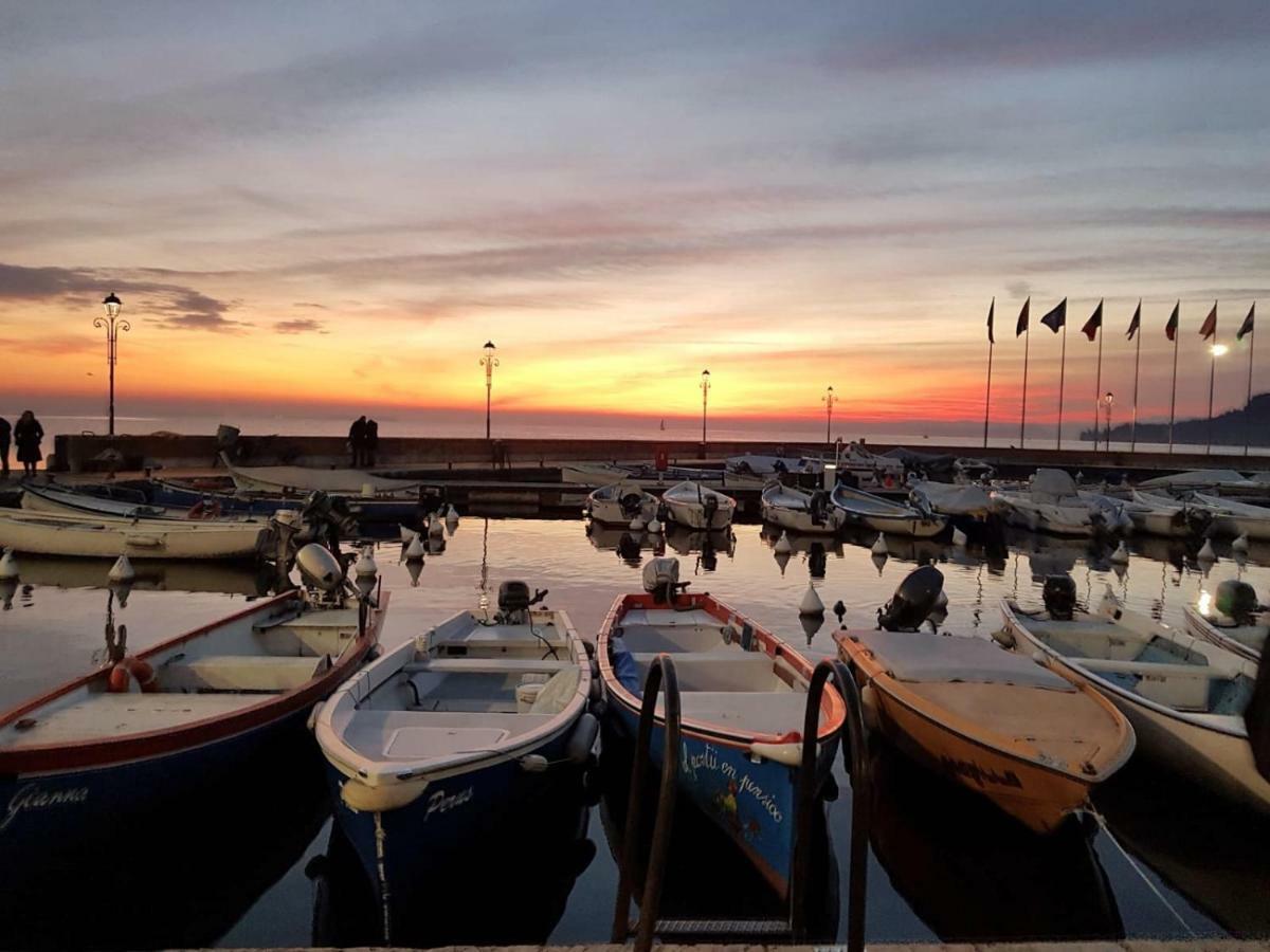 Appartamento IRIS Garda  Esterno foto